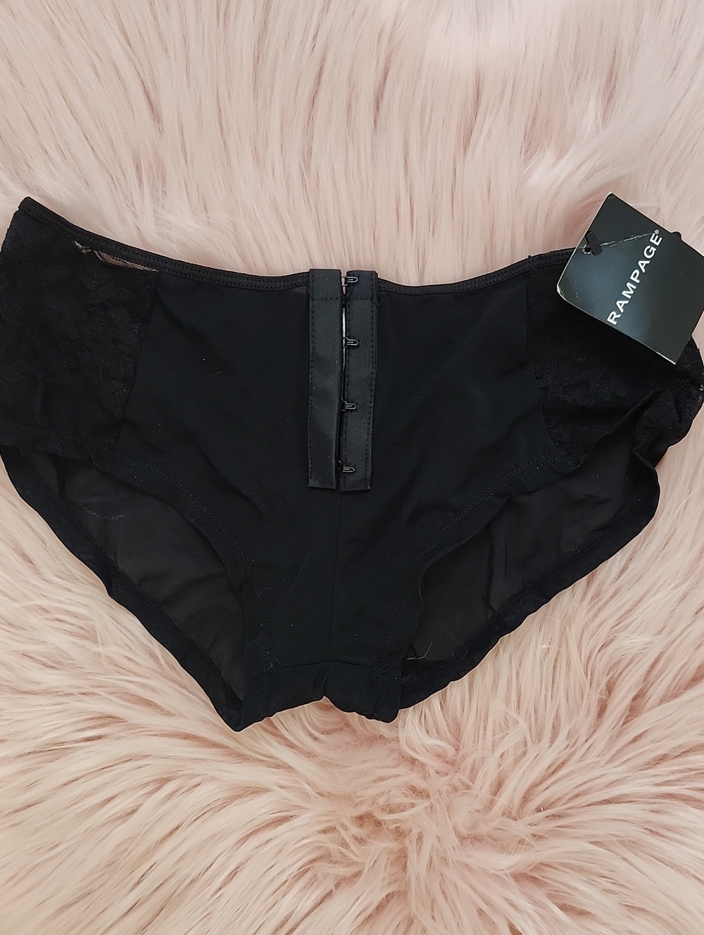 Y2K FIND!! Brand New RAMPAGE HOOK & EYE MESH CHEEKY PANTIES-S